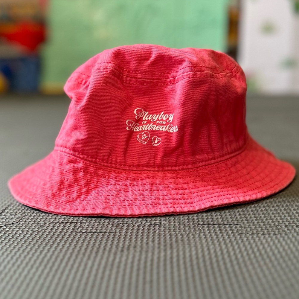 Playboy pink bucket hat